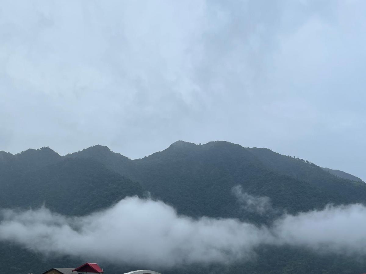 Rishikesh Adiyogi Ξενοδοχείο Εξωτερικό φωτογραφία